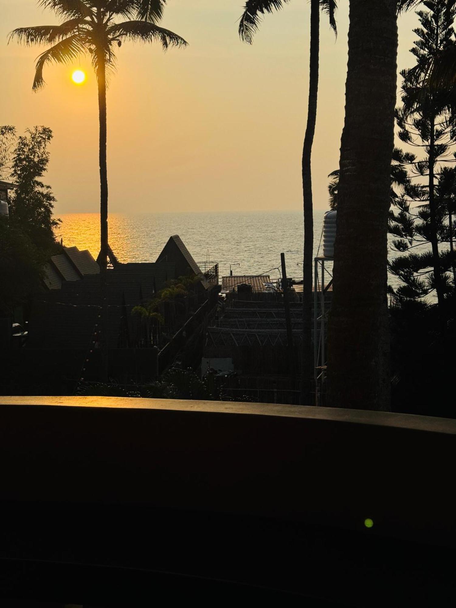 Beach View Balcony Resort By Hello Varkala Exterior photo