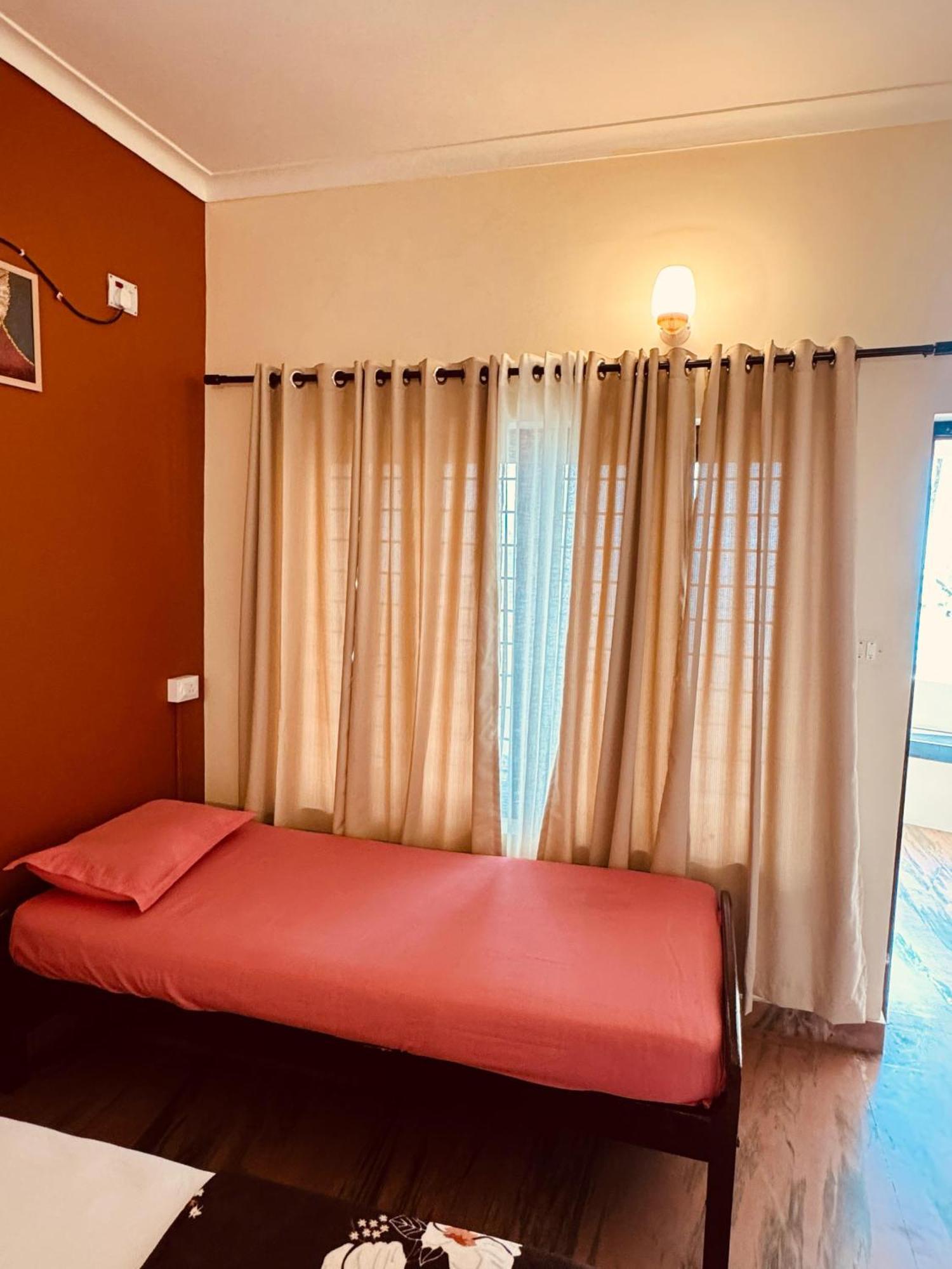 Beach View Balcony Resort By Hello Varkala Exterior photo